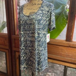 LuLaRoe XL Classic T - NWT multicolored beauty